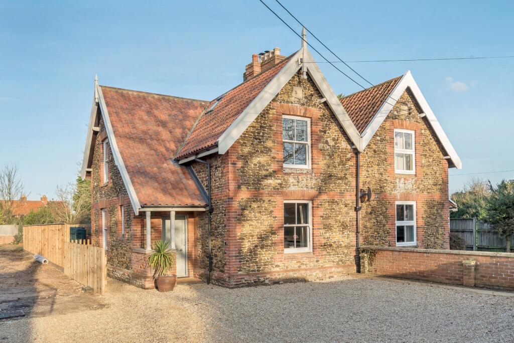 Main image of property: Lynn Road, Grimston, PE32