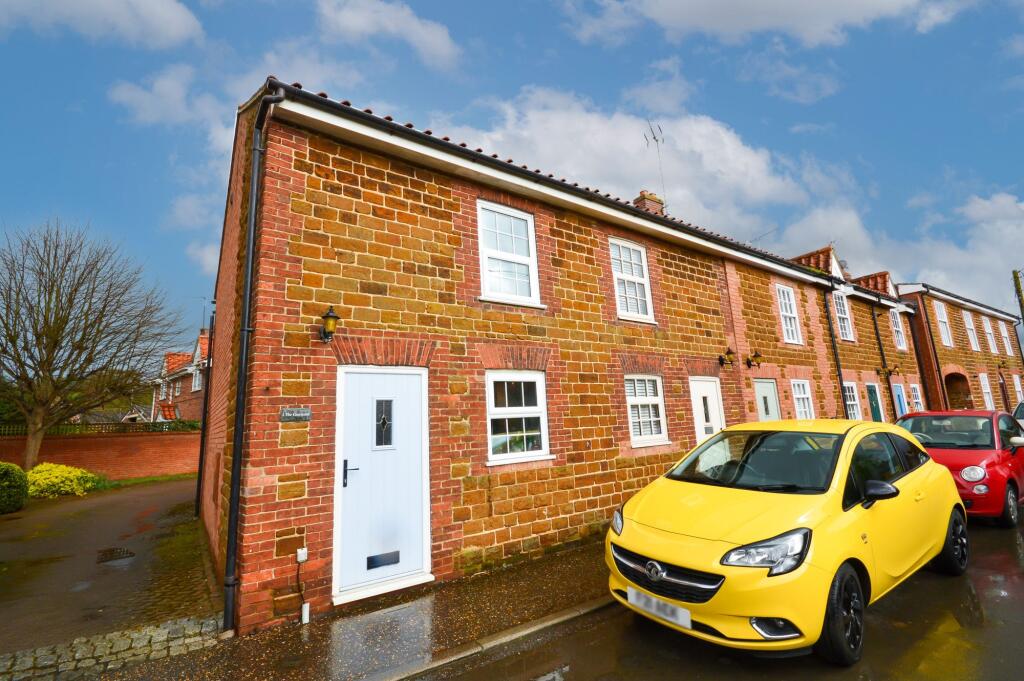 Main image of property: The Courtyard, Snettisham, PE31