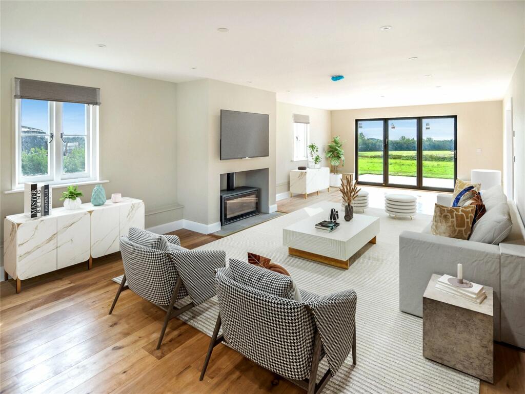 6 bedroom detached house for sale in Horns Corner, Catsfield, TN33