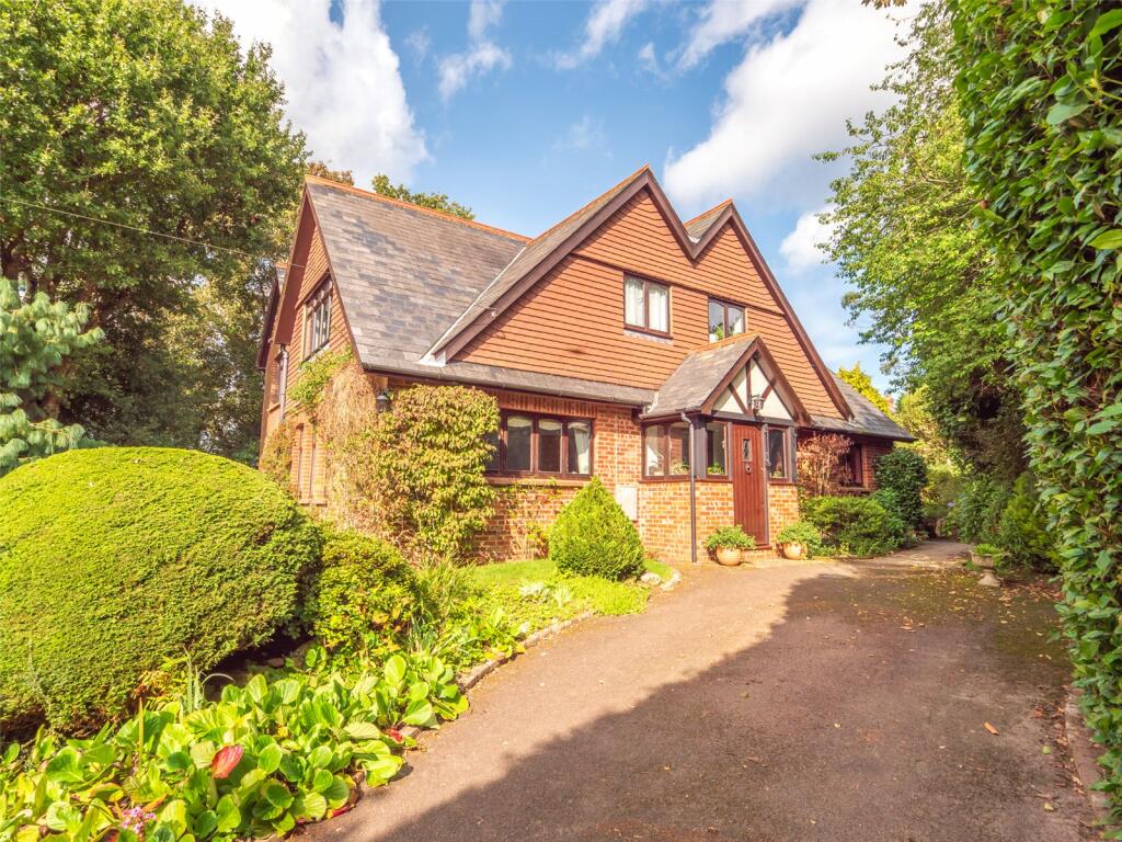 5 bedroom detached house for sale in Harley Lane, Heathfield, TN21