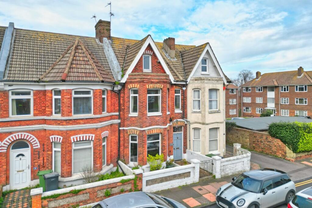 3 Bedroom Terraced House For Sale In Bedfordwell Road Eastbourne Bn22