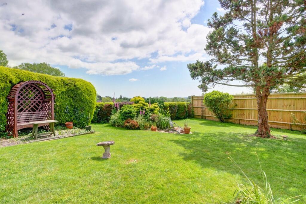 Additional property image - Carters Corner, BN27