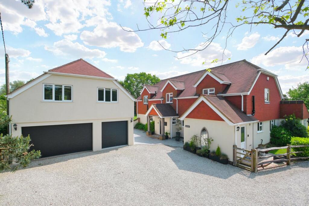 7 bedroom detached house for sale in Deanland Road, Golden Cross, BN27