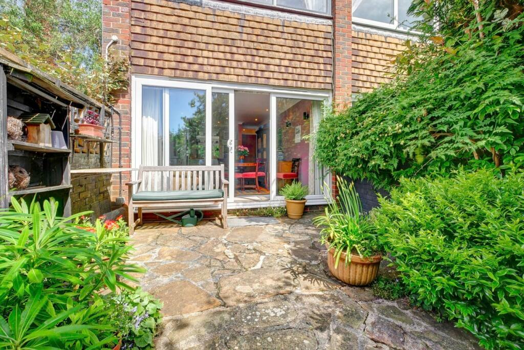 Additional property image - Derwent Road, Eastbourne, BN20