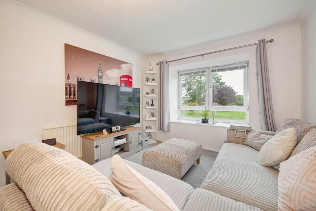 Additional property image - Summerfields Avenue, Hailsham, BN27
