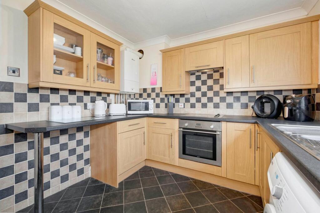 Additional property image - Summerfields Avenue, Hailsham, BN27