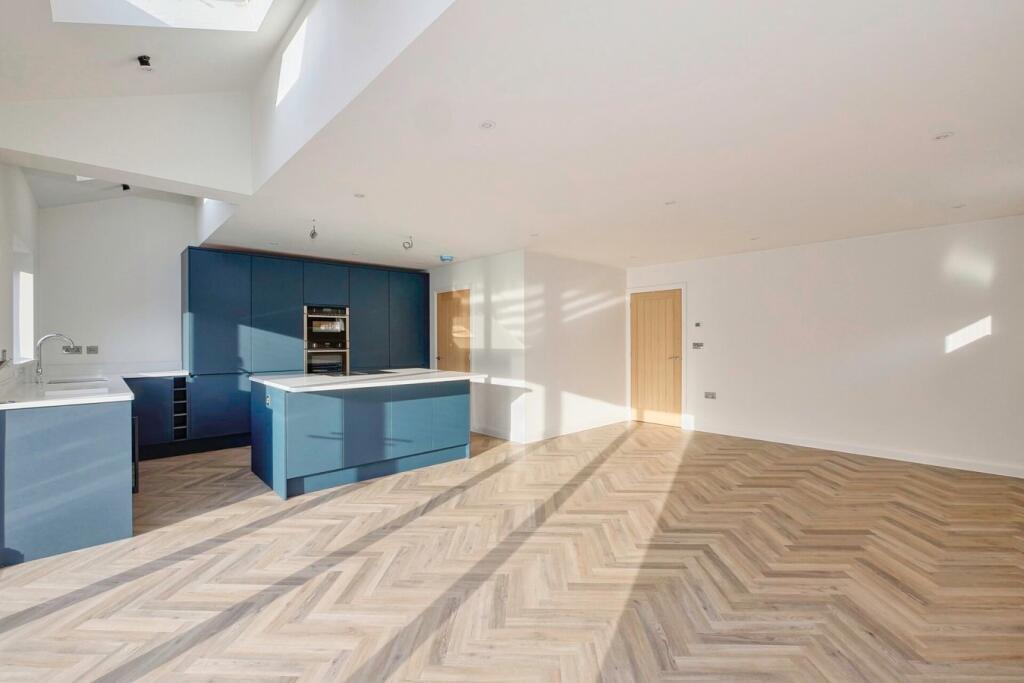 Additional property image - Amberstone, Hailsham, BN27