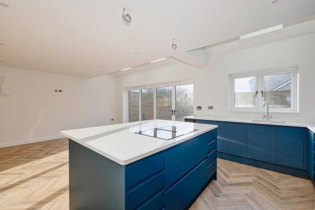 Additional property image - Amberstone, Hailsham, BN27