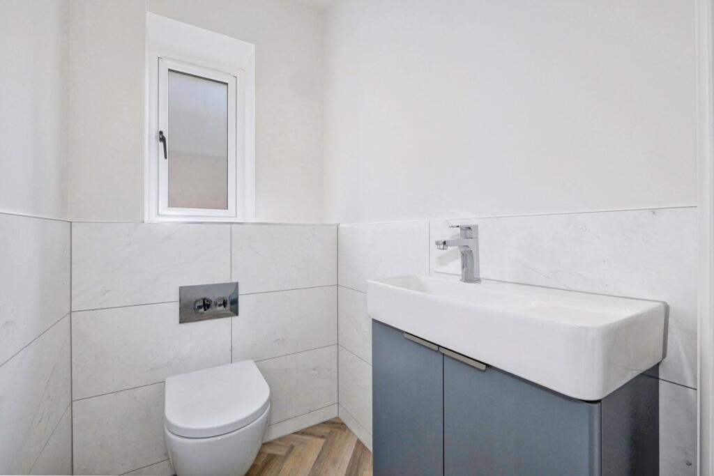 Additional property image - Amberstone, Hailsham, BN27