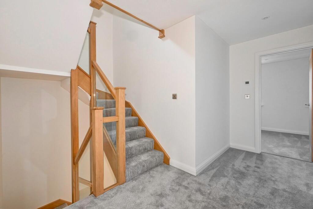 Additional property image - Amberstone, Hailsham, BN27