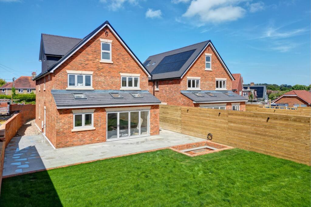 Additional property image - Amberstone, Hailsham, BN27