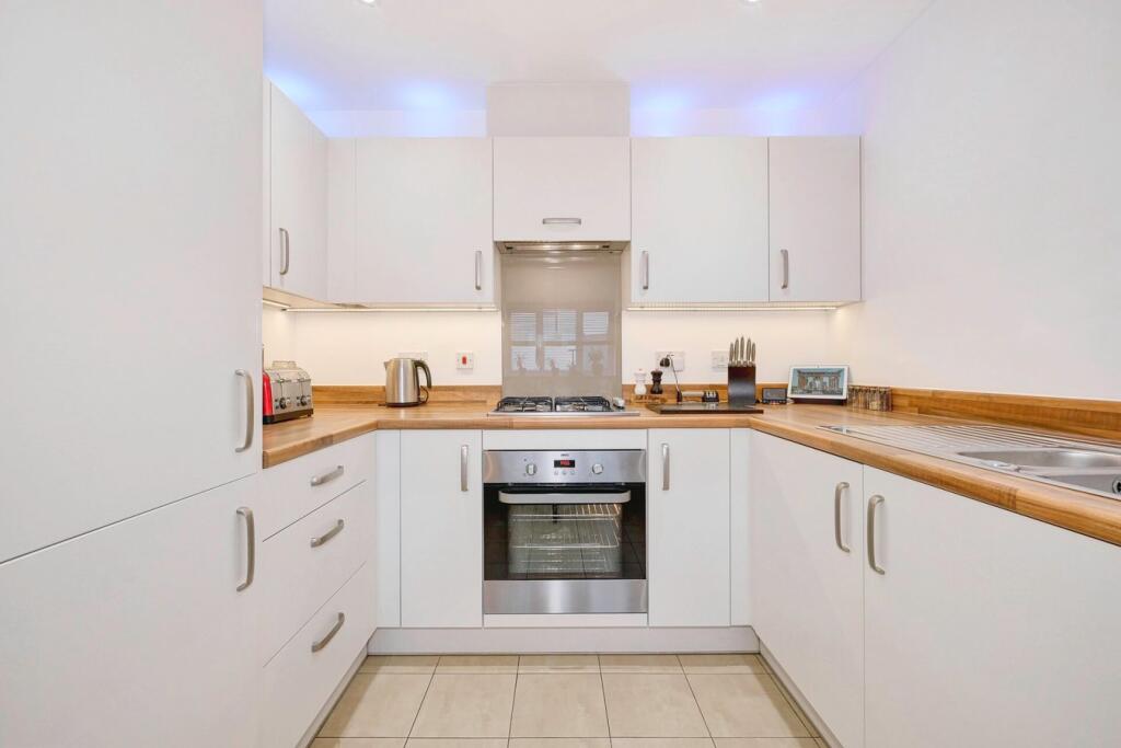 Additional property image - Meadowsweet Lane, Stone Cross, Pevensey, BN24