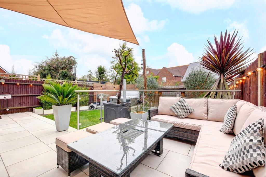 Additional property image - Meadowsweet Lane, Stone Cross, Pevensey, BN24