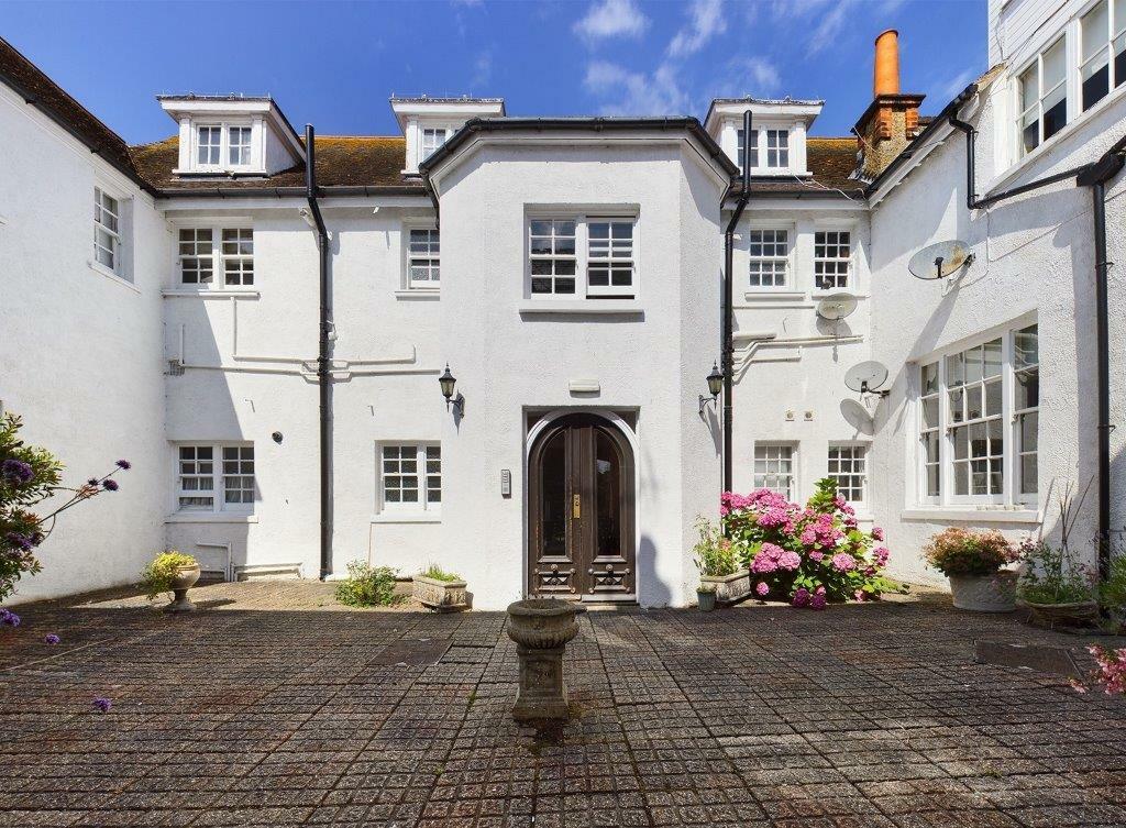 Flat to rent on 62 St Peters Road, Broadstairs