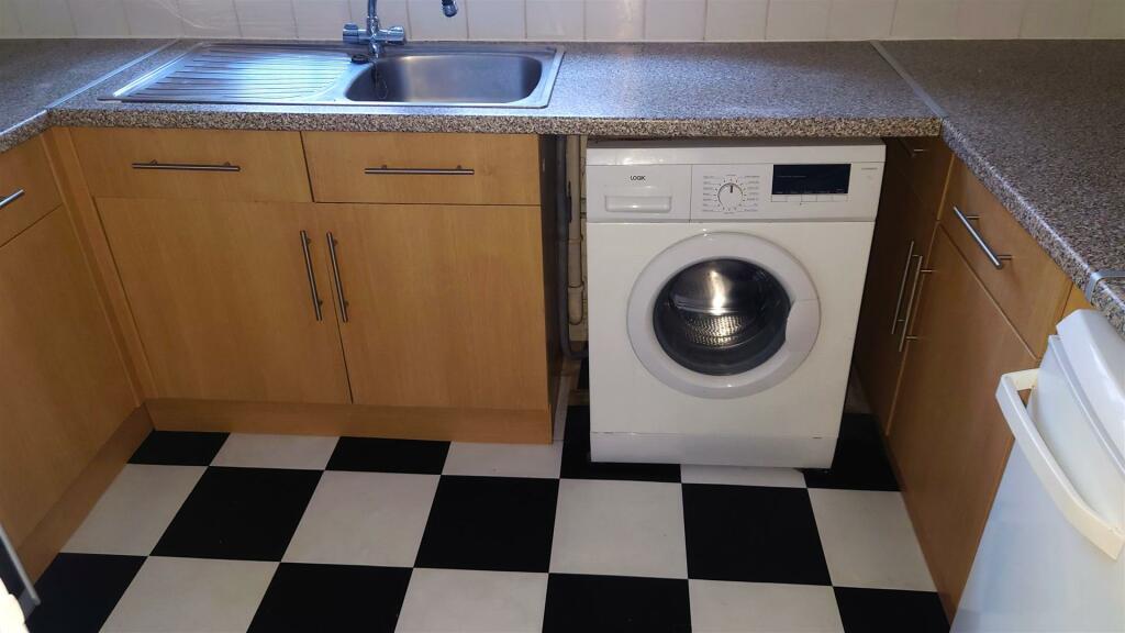 Flat to rent on 62 St Peters Road, Broadstairs