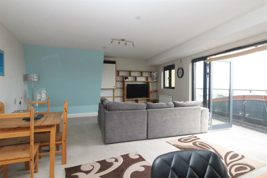 Additional property image - 49 Harbour Parade, Ramsgate