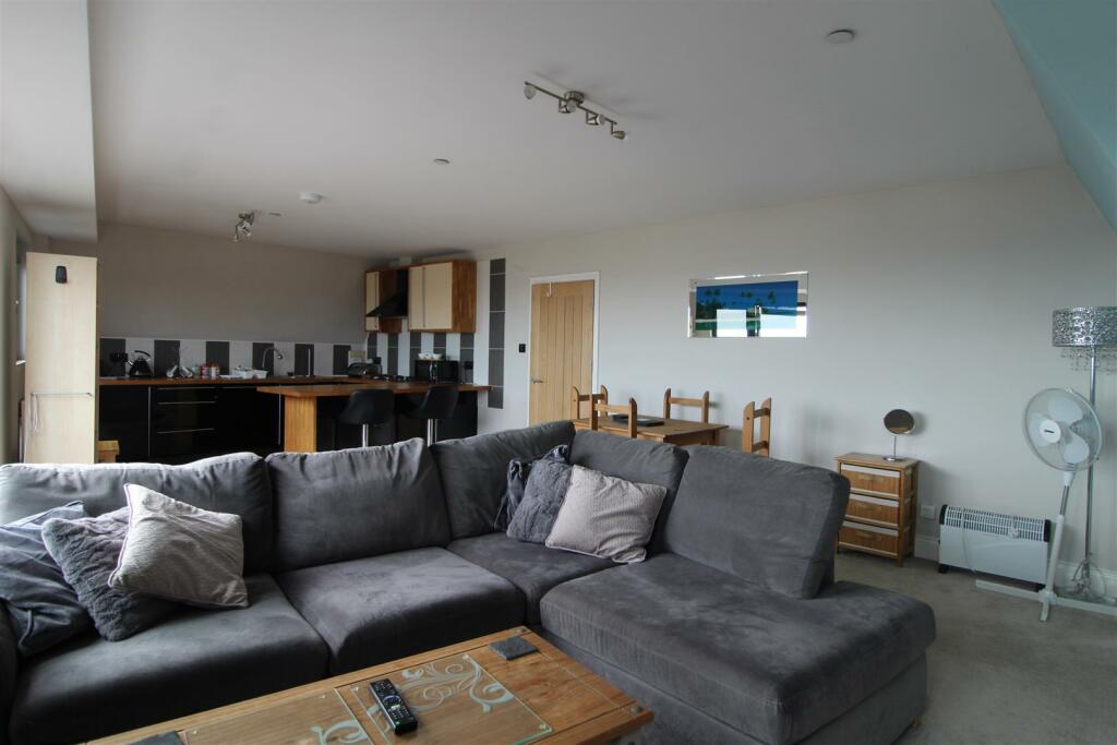 Additional property image - 49 Harbour Parade, Ramsgate
