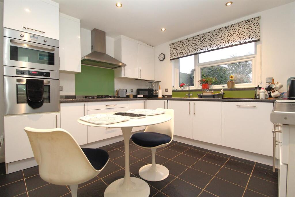 Additional property image - The Ridings, Cliftonville, Margate