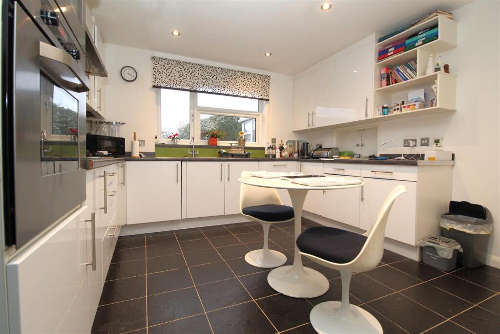 Additional property image - The Ridings, Cliftonville, Margate