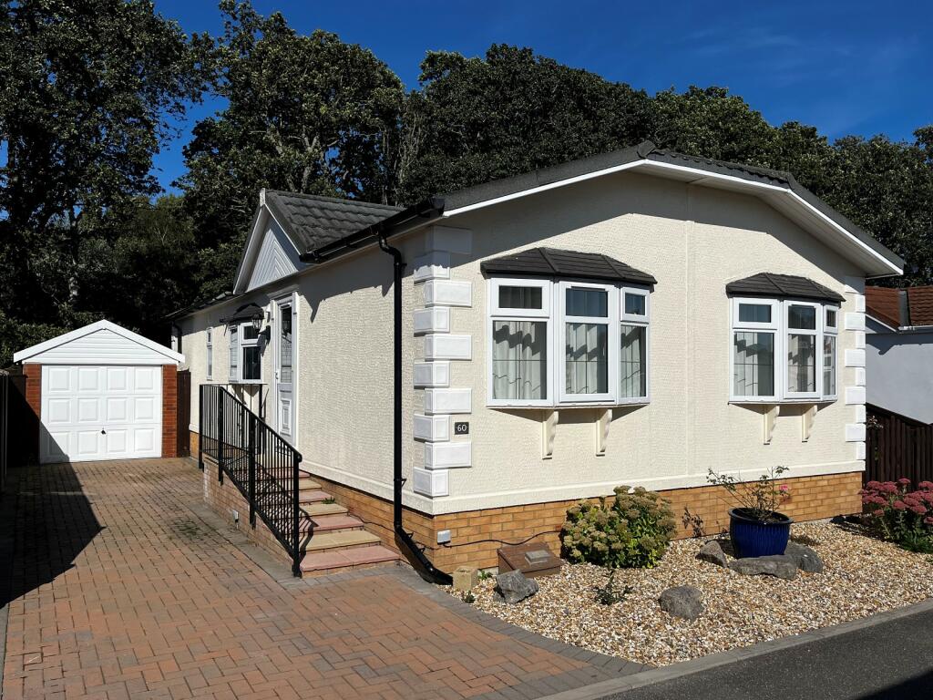2 bedroom mobile home for sale in Woodlands Park, Stopples Lane, Hordle