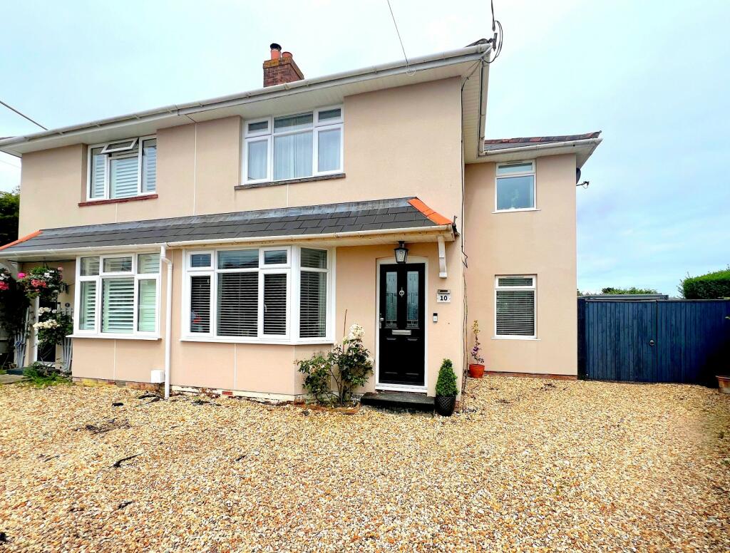 3 bedroom semidetached house for sale in Bertram Road, New Milton