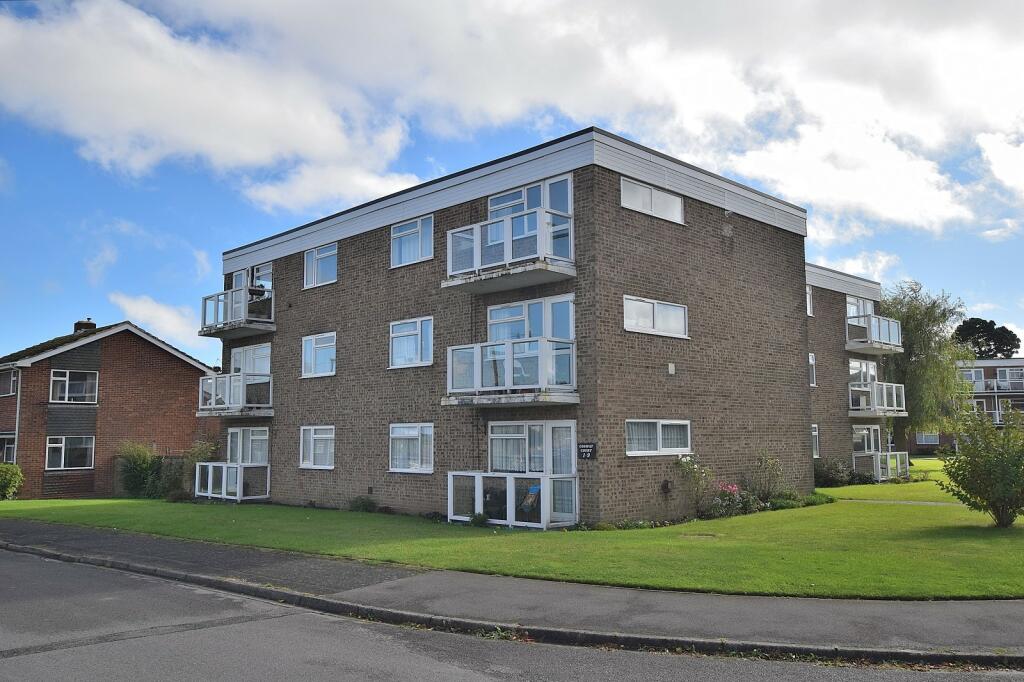 Main image of property: Stirling Close, New Milton, Hampshire. BH25 6AR