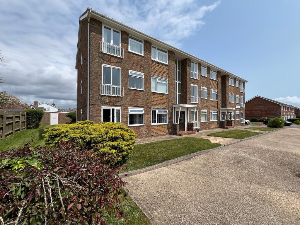 Main image of property: Grove Road, Barton On Sea, New Milton, Hampshire. BH25 7DW