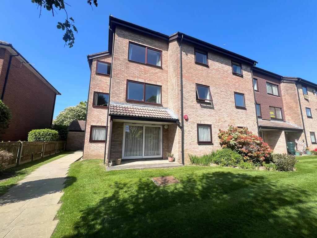 Main image of property: Herbert Road, New Milton, Hampshire. BH25 6BX