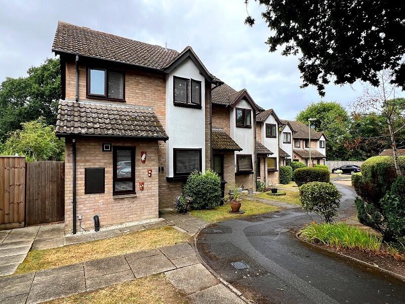 Main image of property: Aysha Close, New Milton, Hampshire. BH25 5PQ