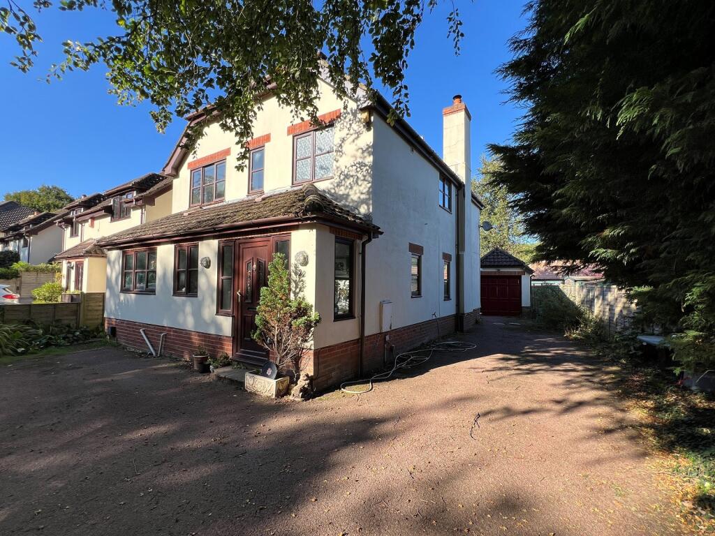 Main image of property: Cull Lane, New Milton, Hampshire. BH25 5QQ
