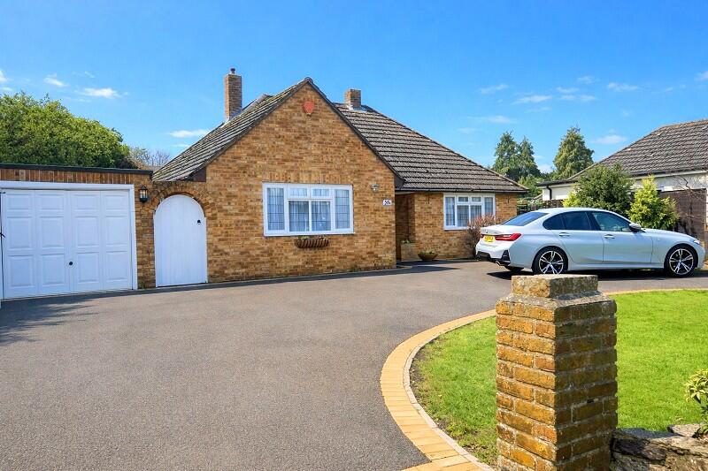 Main image of property: Crossmead Avenue, New Milton, Hampshire. BH25 6NF