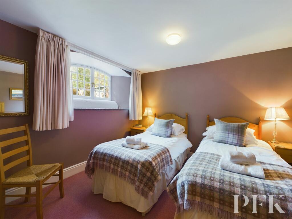 Additional property image - 1 Oakfield House, Underskiddaw, CA12