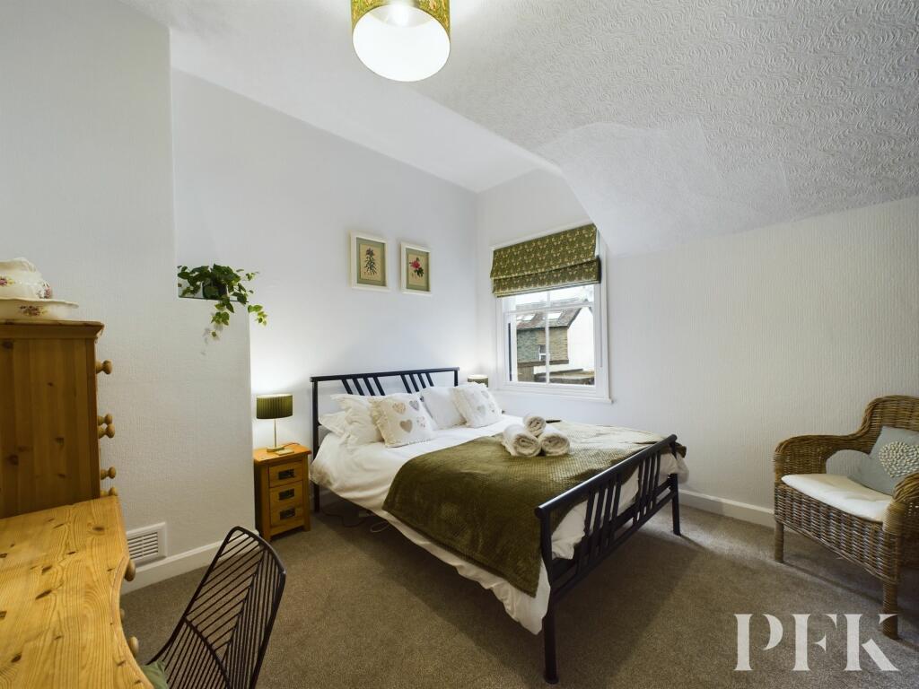 Additional property image - Keswick, CA12