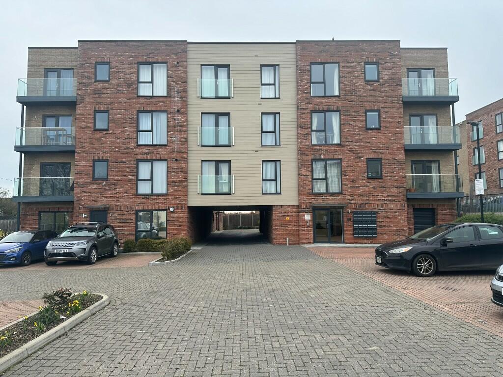 2 bedroom apartment for rent in Station Hill, Bury St. Edmunds, Suffolk, IP32