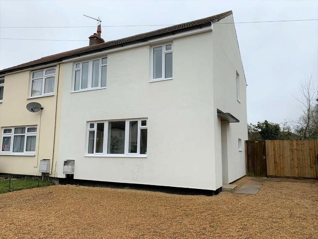 3 bedroom semidetached house for rent in Bixby Avenue, Haughley