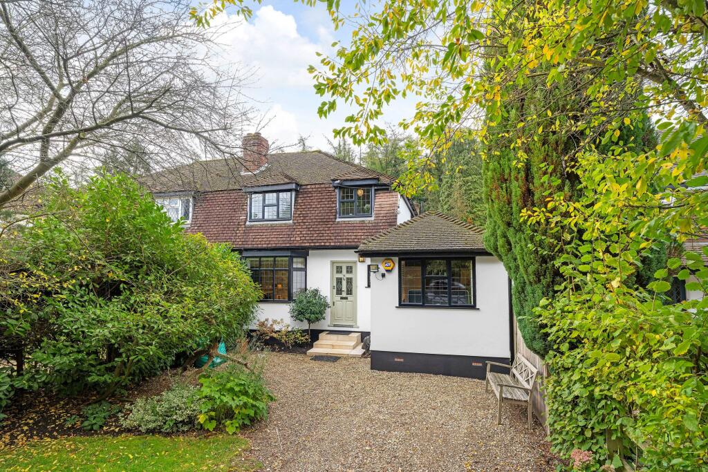 Main image of property: London Road, Halstead, TN14