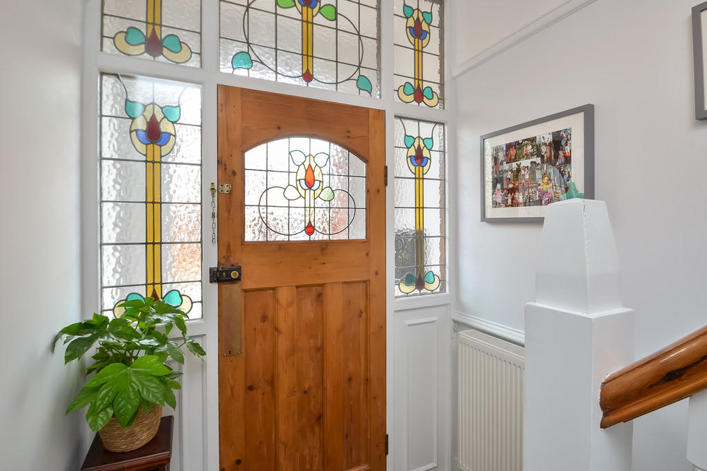 5 bedroom semidetached house for sale in East Cosham, Hampshire, PO6