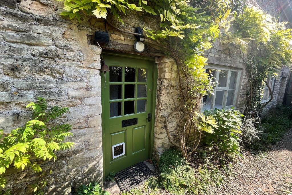 Main image of property: High Street, Marshfield, Chippenham, Wiltshire