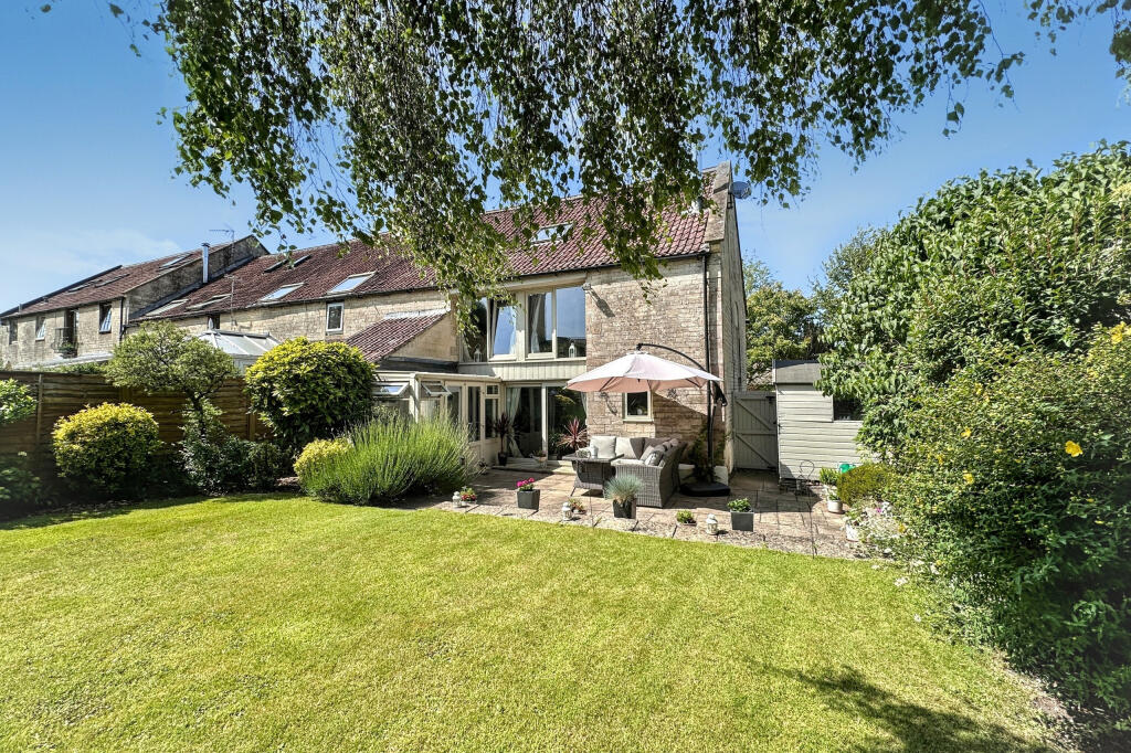 Main image of property: Hay Street, Marshfield