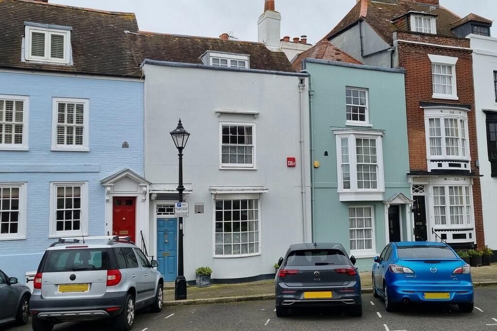 3 bedroom town house for sale in Old Portsmouth, Hampshire, PO1