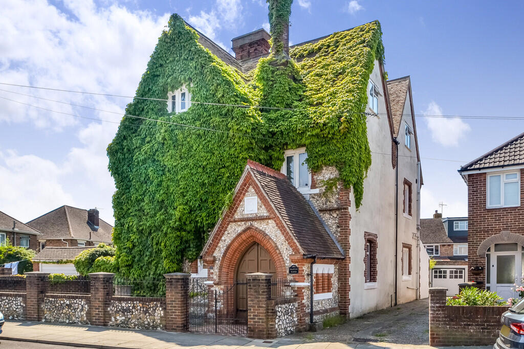 Main image of property: Drayton, Hampshire