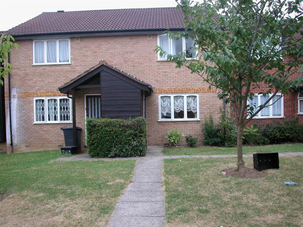 Main image of property: Springwood Cresent, Edgware, Middlesex, HA8