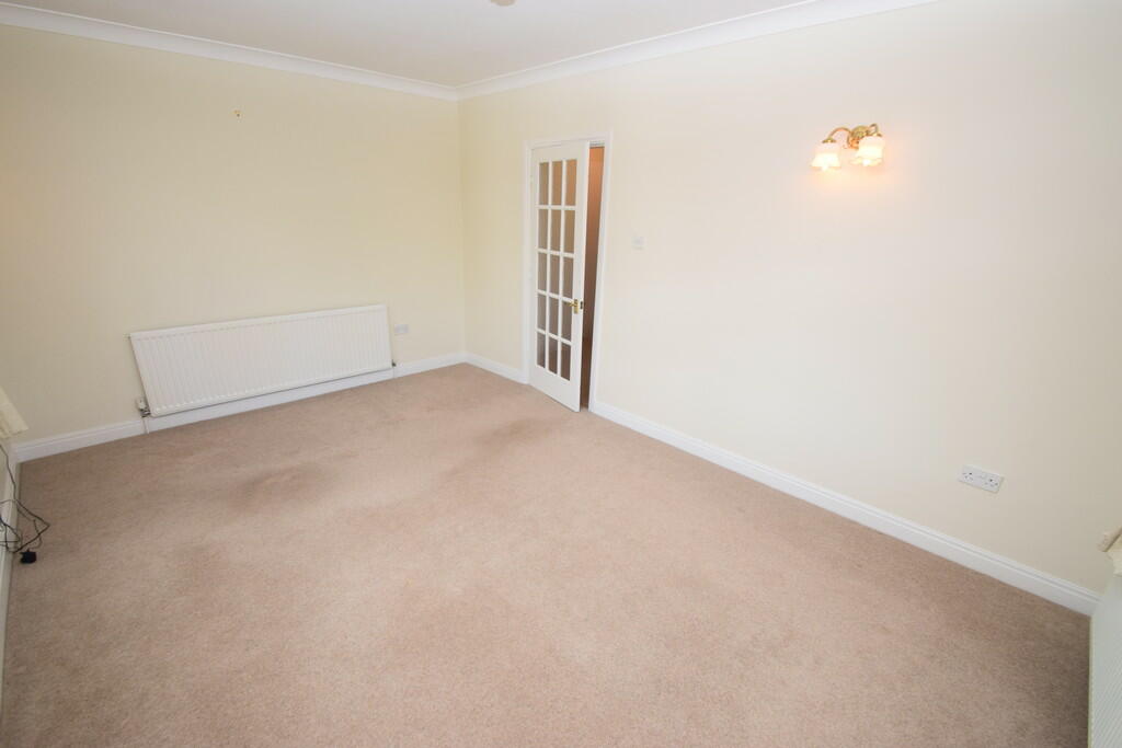 Additional property image - Nab Wood Drive, Shipley