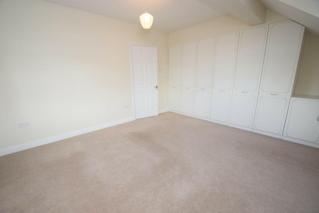Additional property image - Nab Wood Drive, Shipley