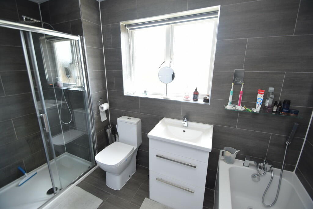 Additional property image - Burghley Walk, Shipley