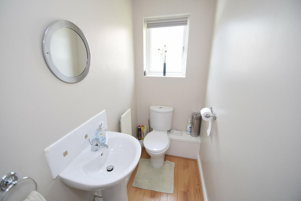Additional property image - Burghley Walk, Shipley
