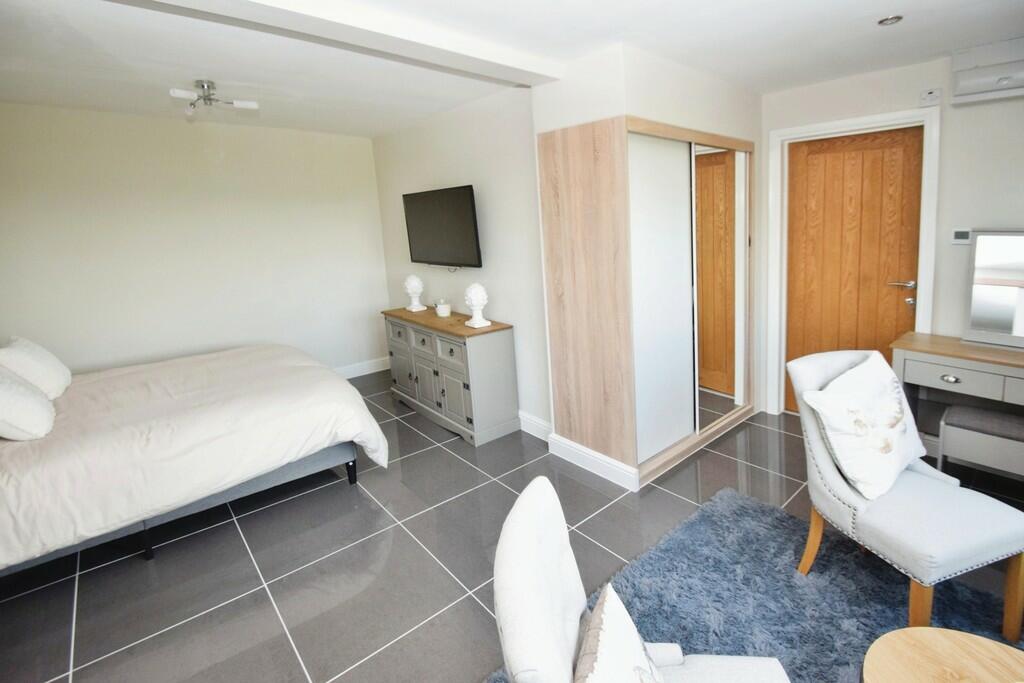 Additional property image - North Bank Road, Bingley