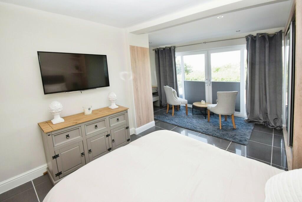 Additional property image - North Bank Road, Bingley