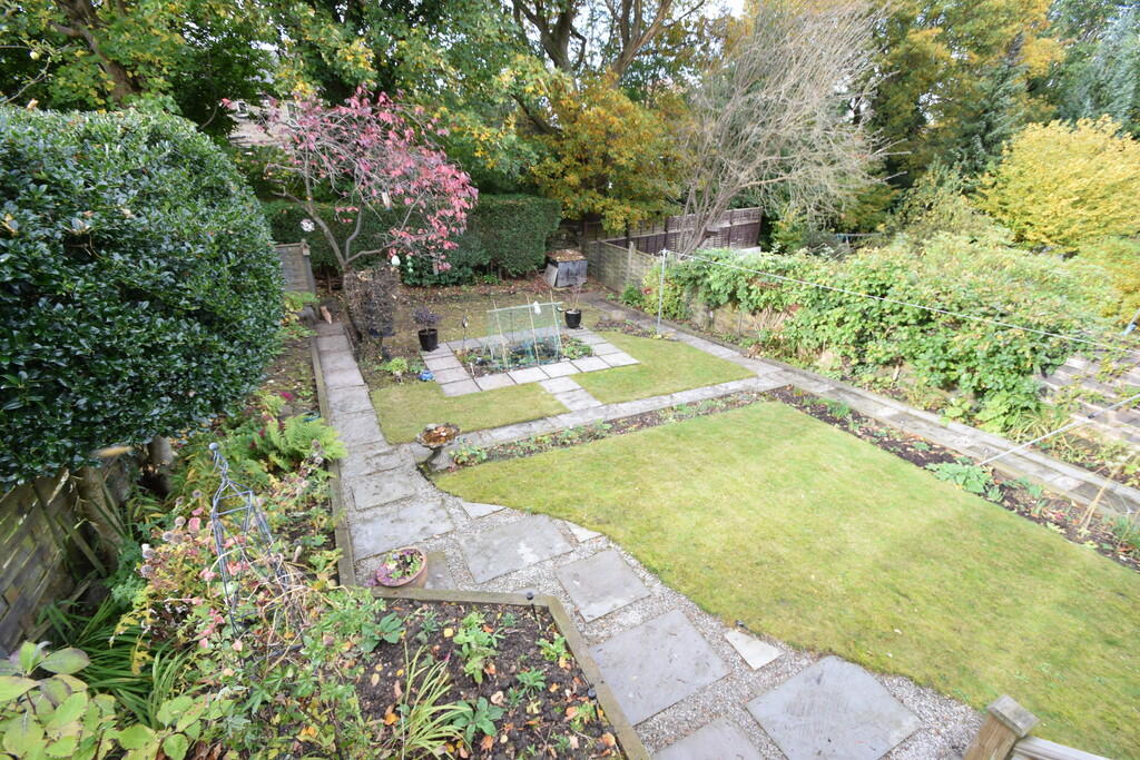 Additional property image - Nab Wood Crescent, Nab Wood