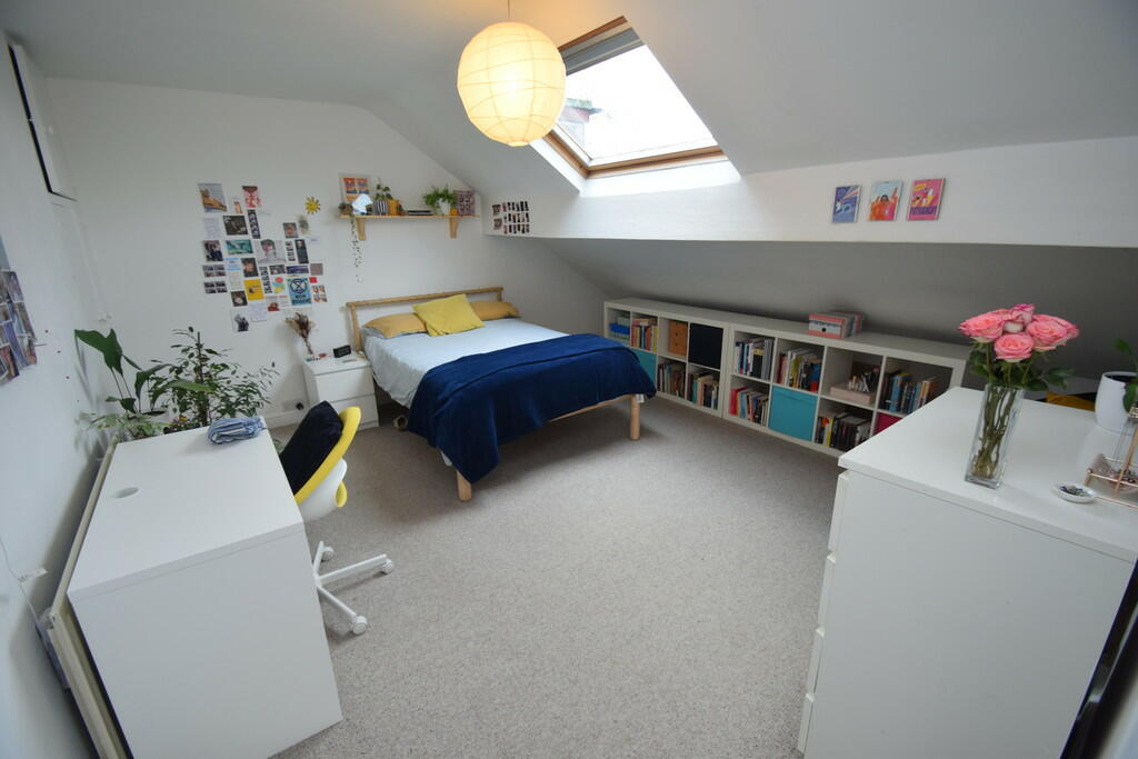 Additional property image - Park Grove, Shipley